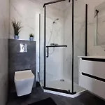 Black Pearl Basen Sauna Jacuzzi 度假居 梅尔诺