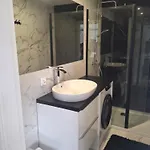 度假居 Black Pearl Basen Sauna Jacuzzi *