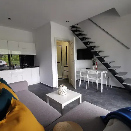 Black Pearl Basen Sauna Jacuzzi 別荘 ミエルノ