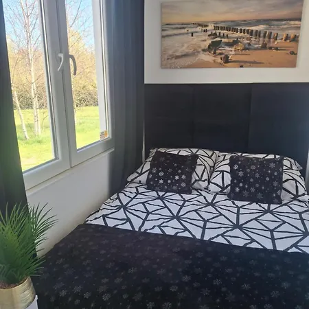 Holiday home Black Pearl Basen Sauna Jacuzzi *