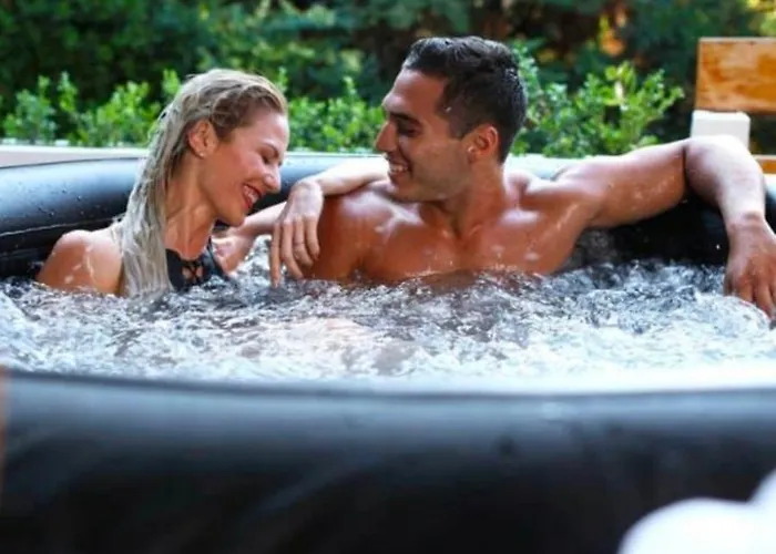 Black Pearl Basen Sauna Jacuzzi Holiday home *